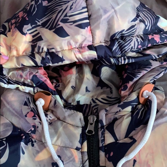 Bomber/puffer coat - Picture 5 of 7